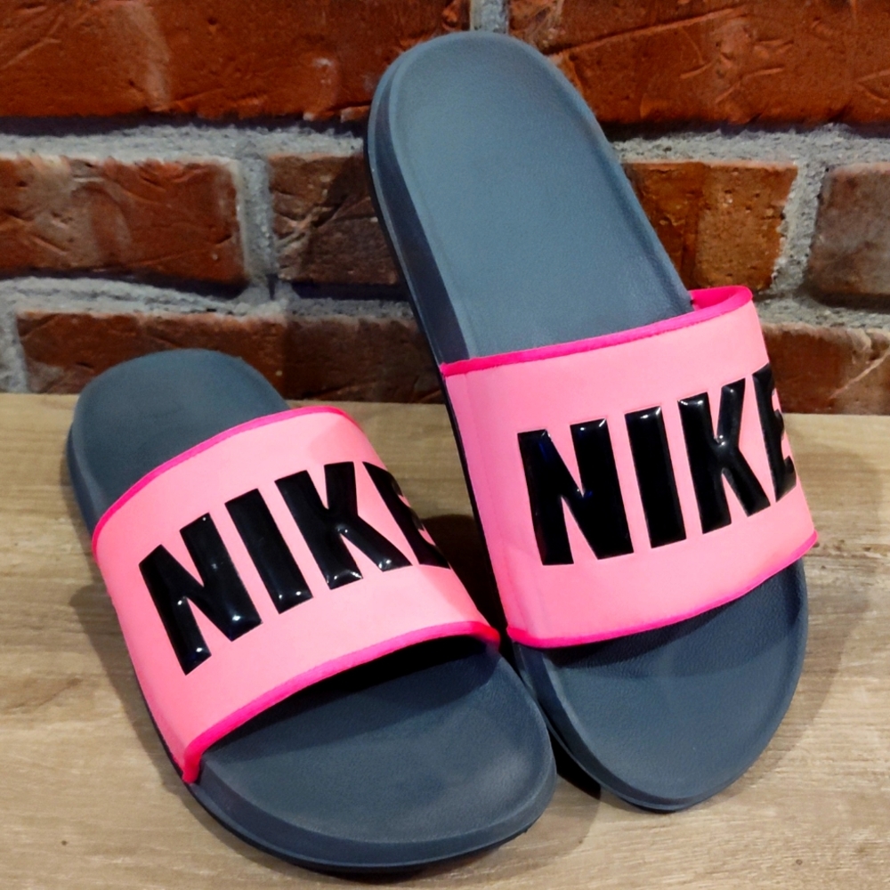 Nike slides